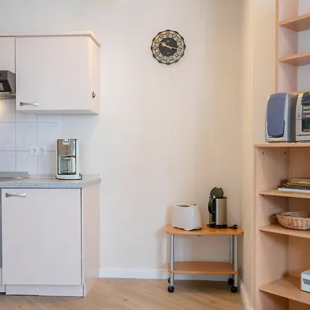 Apartment 512, Seepark